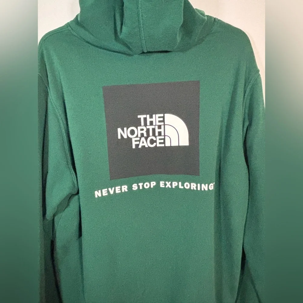 The North Face Green Logo Hoodie Men’s Medium Pullover Sweatshirt